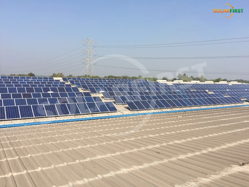 Support de toit réglable de 15 MW en Inde
