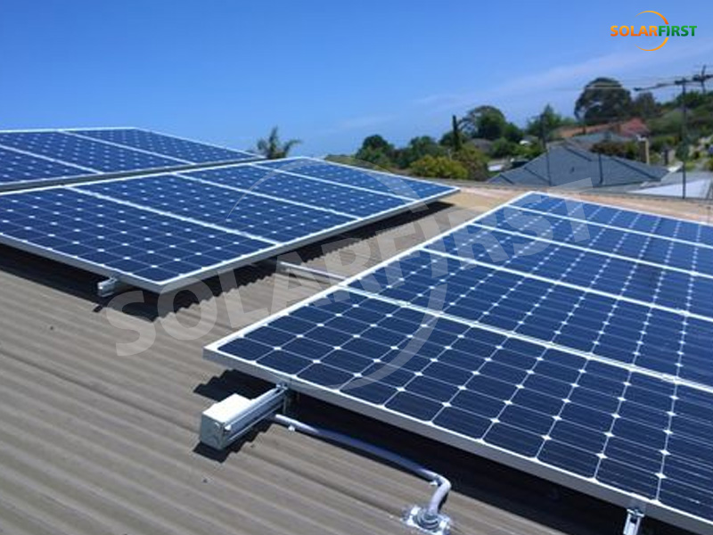 Différents types de systèmes de montage de toit solaire
