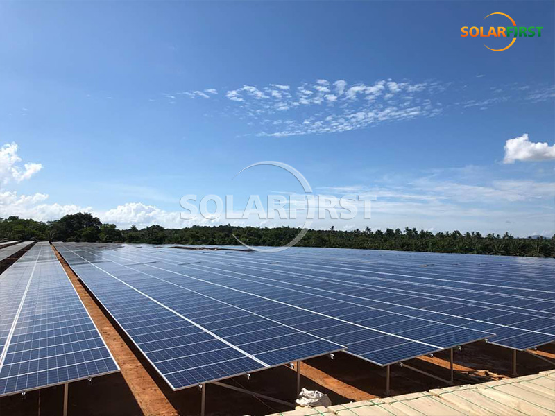 Centrale solaire terrestre de 23,7 MWc en Malaisie