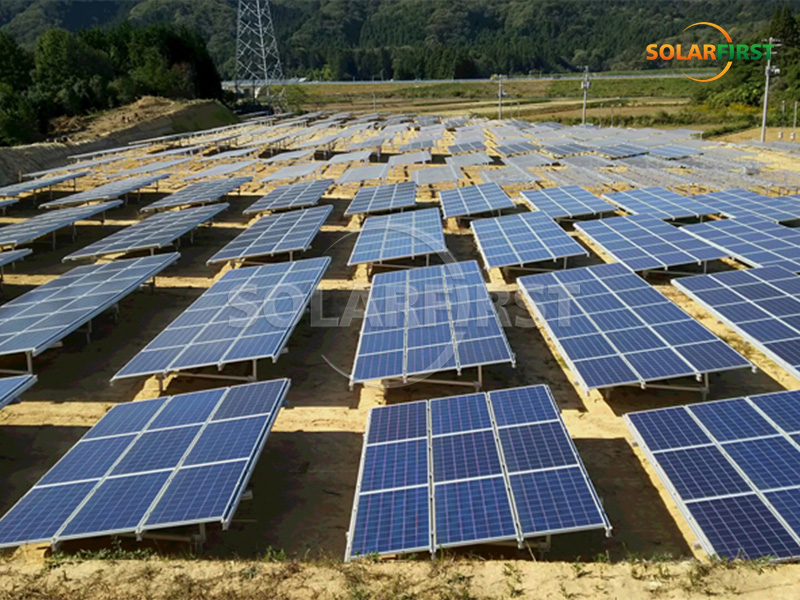 Centrale solaire terrestre de 798 kWc au Japon