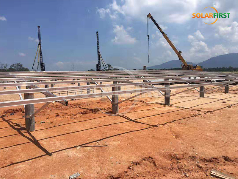 Centrale solaire au sol de 13 MWc en Malaisie