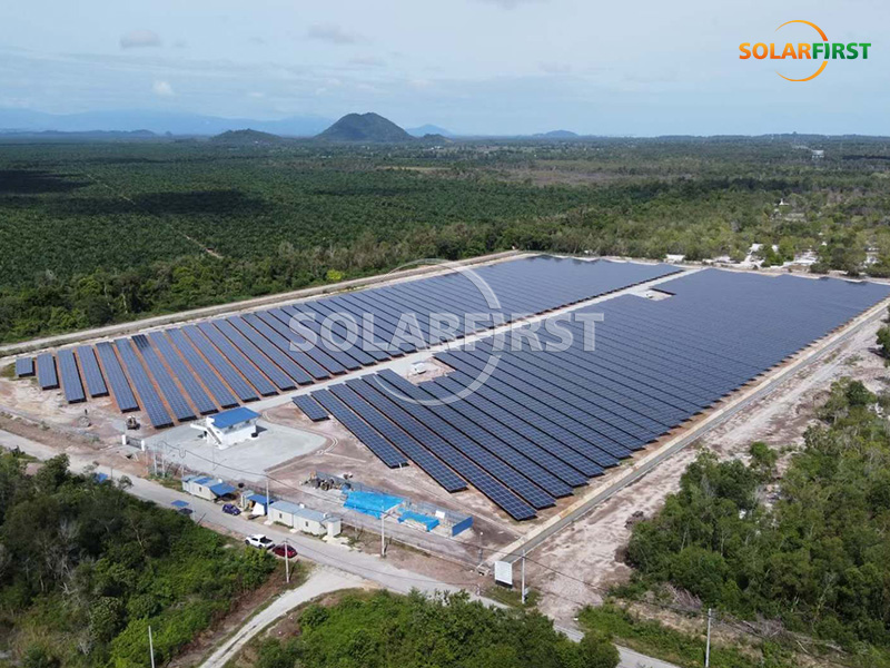 Centrale solaire au sol de 6,16 MWc en Malaisie