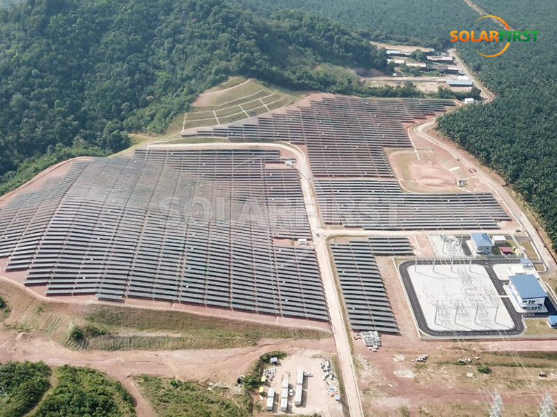 Centrale solaire au sol de 45 MWc en Malaisie