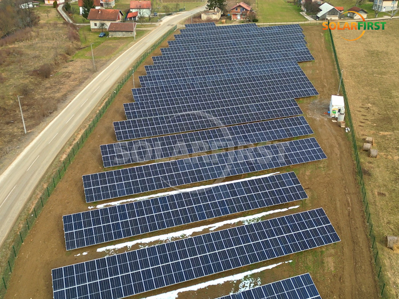Centrale solaire au sol de 711 kWc en Bosnie-Herzégovine