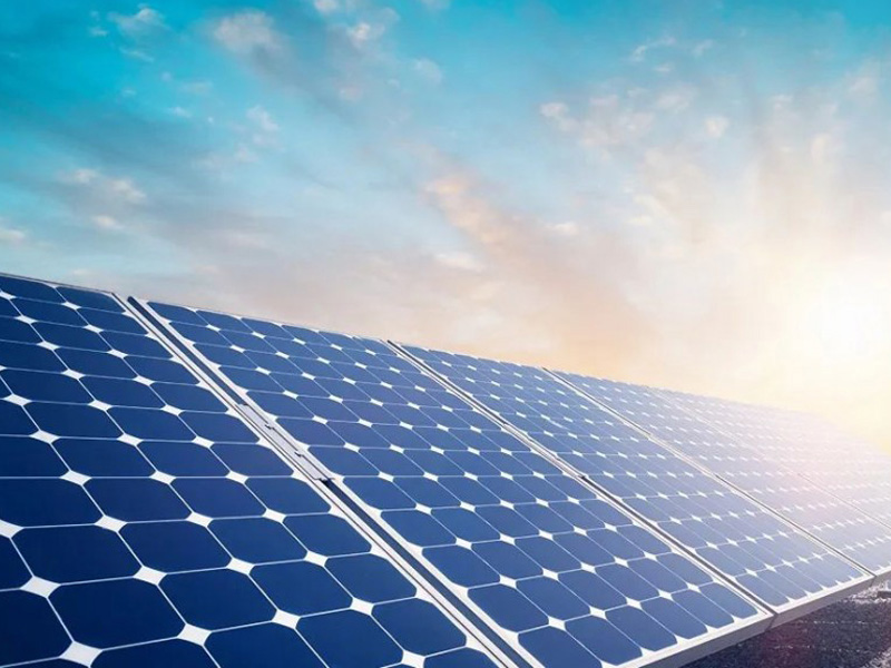 Le Maroc s'impose comme leader des énergies renouvelables : 61 projets pour atteindre l'objectif de 64 % d'ici 2030